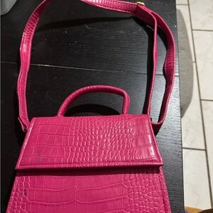 Women's Croc-Embossed Top-Handle Crossbody Bag - Hot Pink